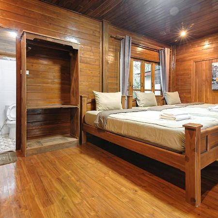 Denchai City Resort เด่นชัยซิตี้ รีสอร์ท Пхрэ Экстерьер фото