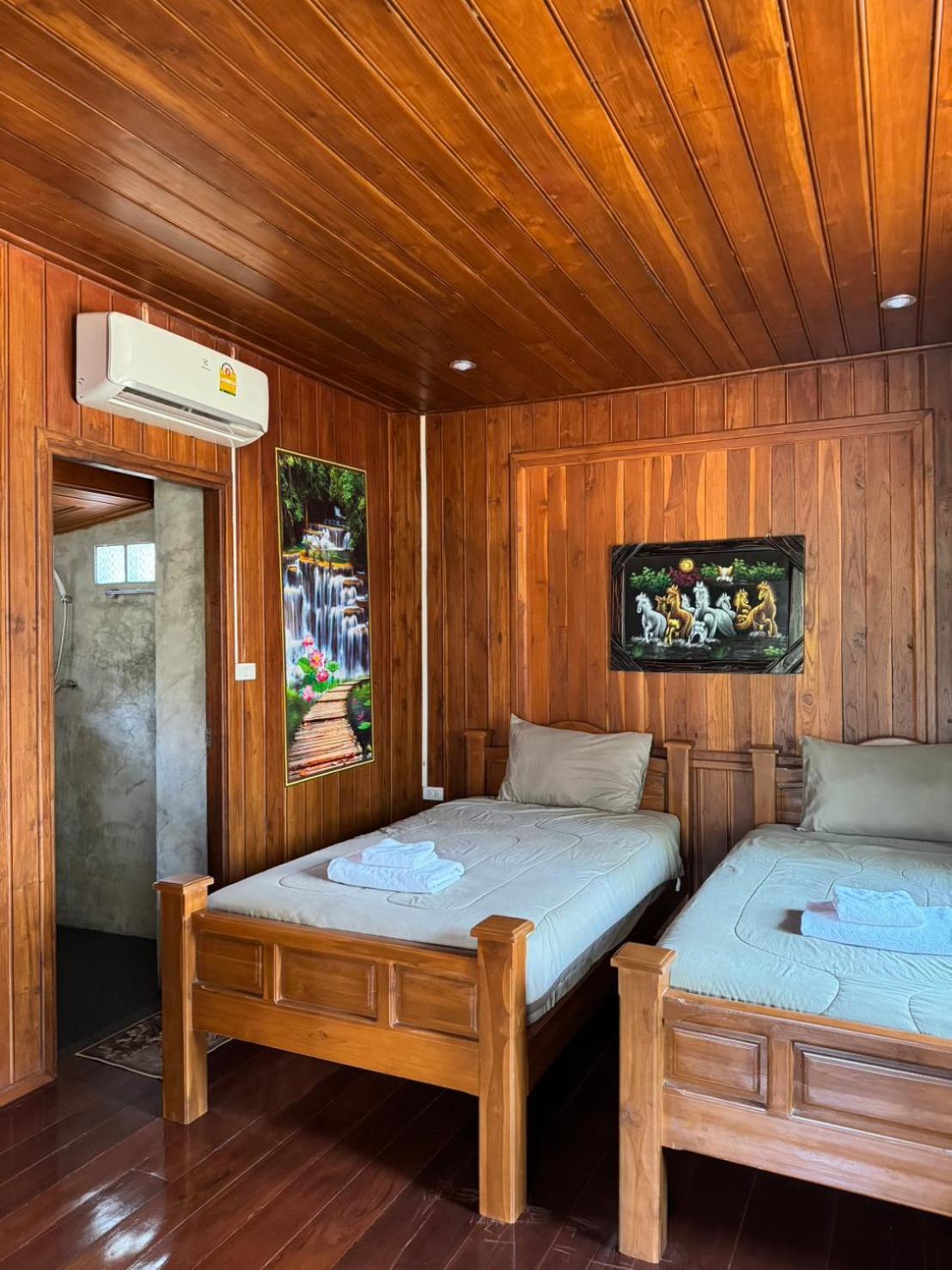 Denchai City Resort เด่นชัยซิตี้ รีสอร์ท Пхрэ Экстерьер фото