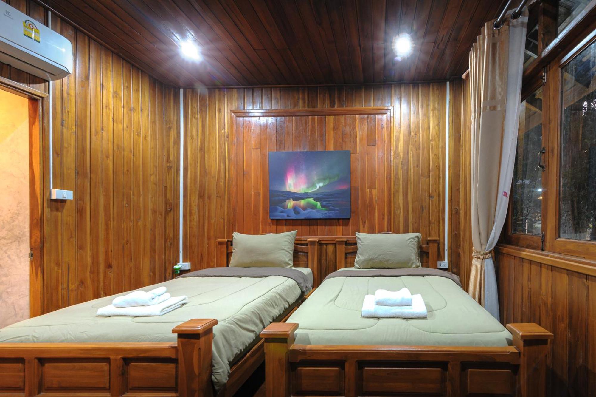 Denchai City Resort เด่นชัยซิตี้ รีสอร์ท Пхрэ Экстерьер фото